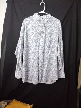 Daniel Cremieux Blue and White Paisley Shirt